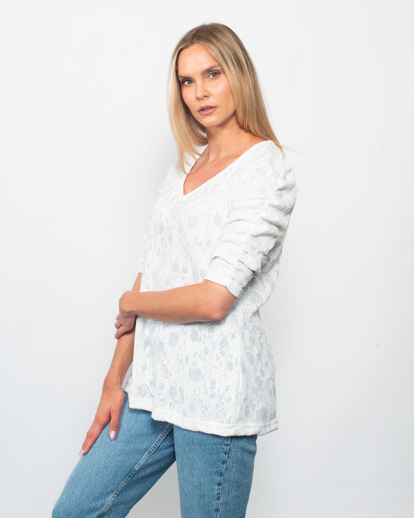 Open Knit V-neck Ruched Sleeve Top