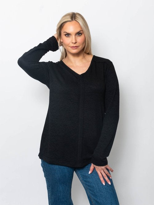 Seersucker V-Neck Inside-out Seam Top