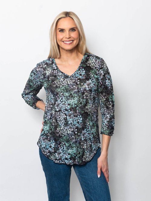 Printed Crinkle V-neck Top