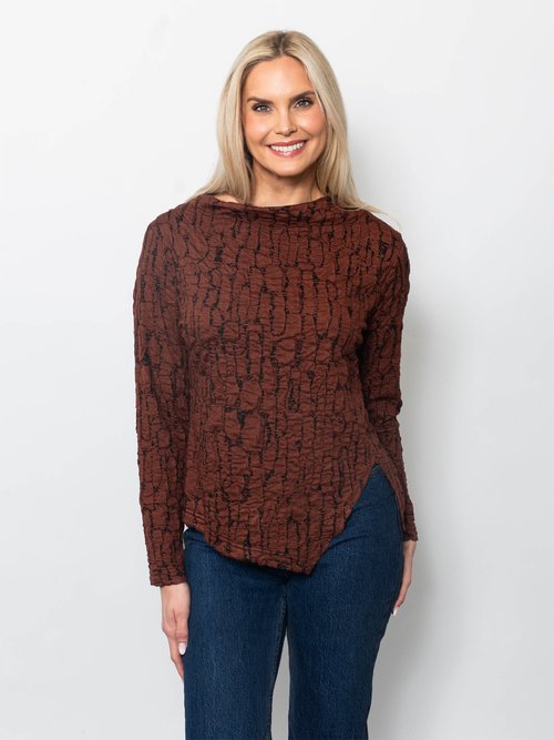 Blister Knit Asymmetrical Hem Top