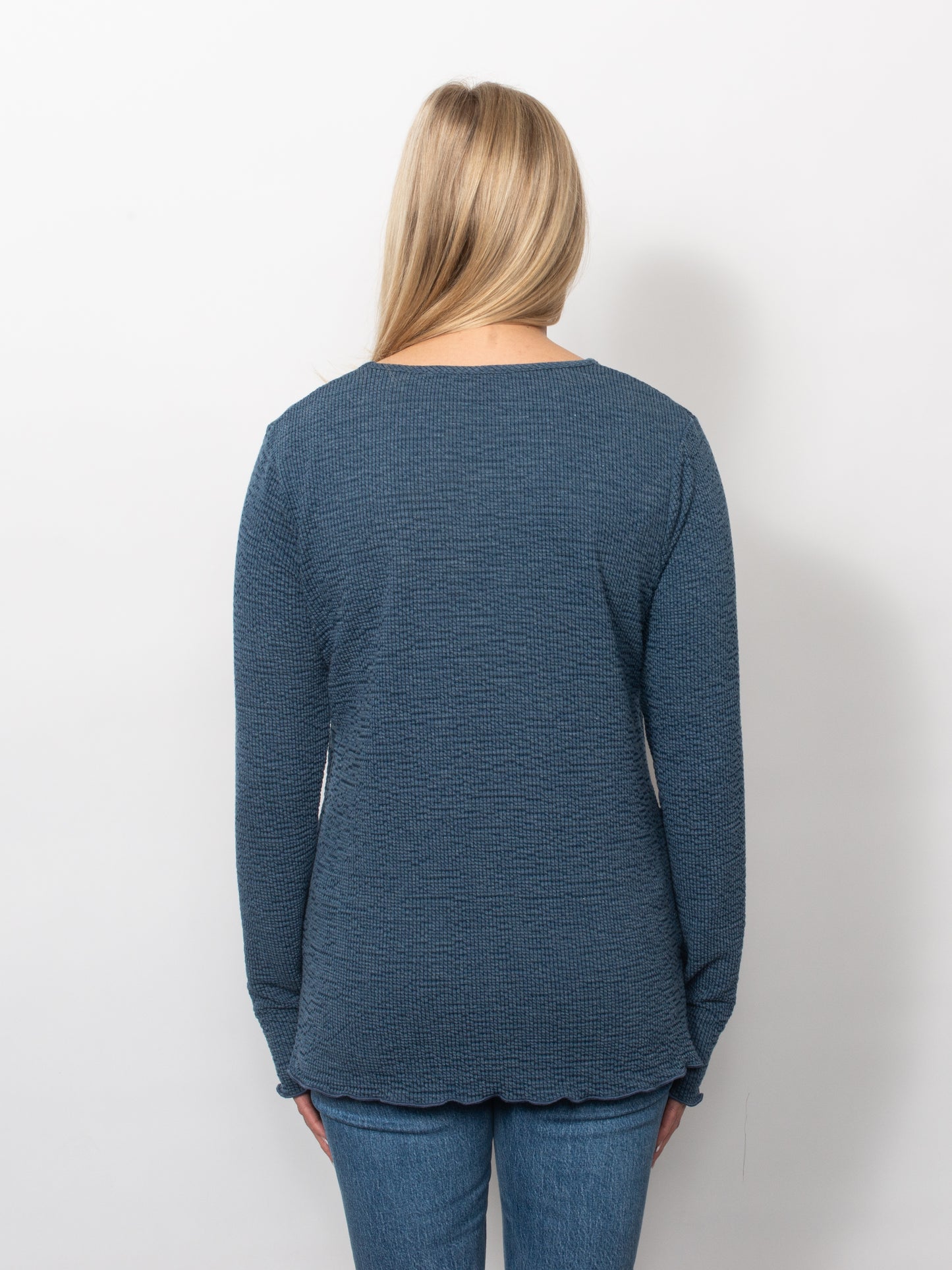 Seersucker V-Neck Top With Thumbholes