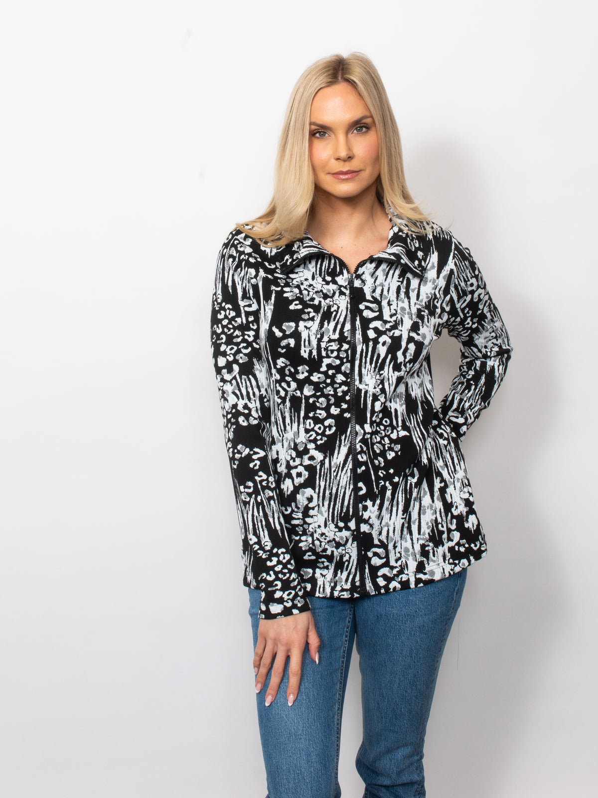 Black/White Jacquard Full Zip Top