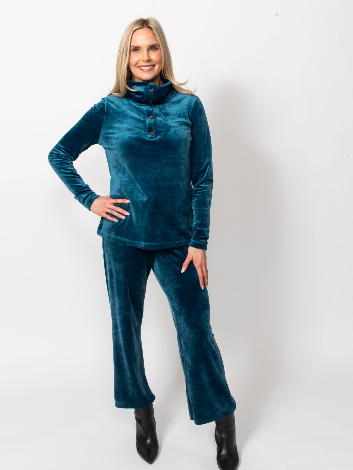 Microfleece Drawstring Cropped Pant