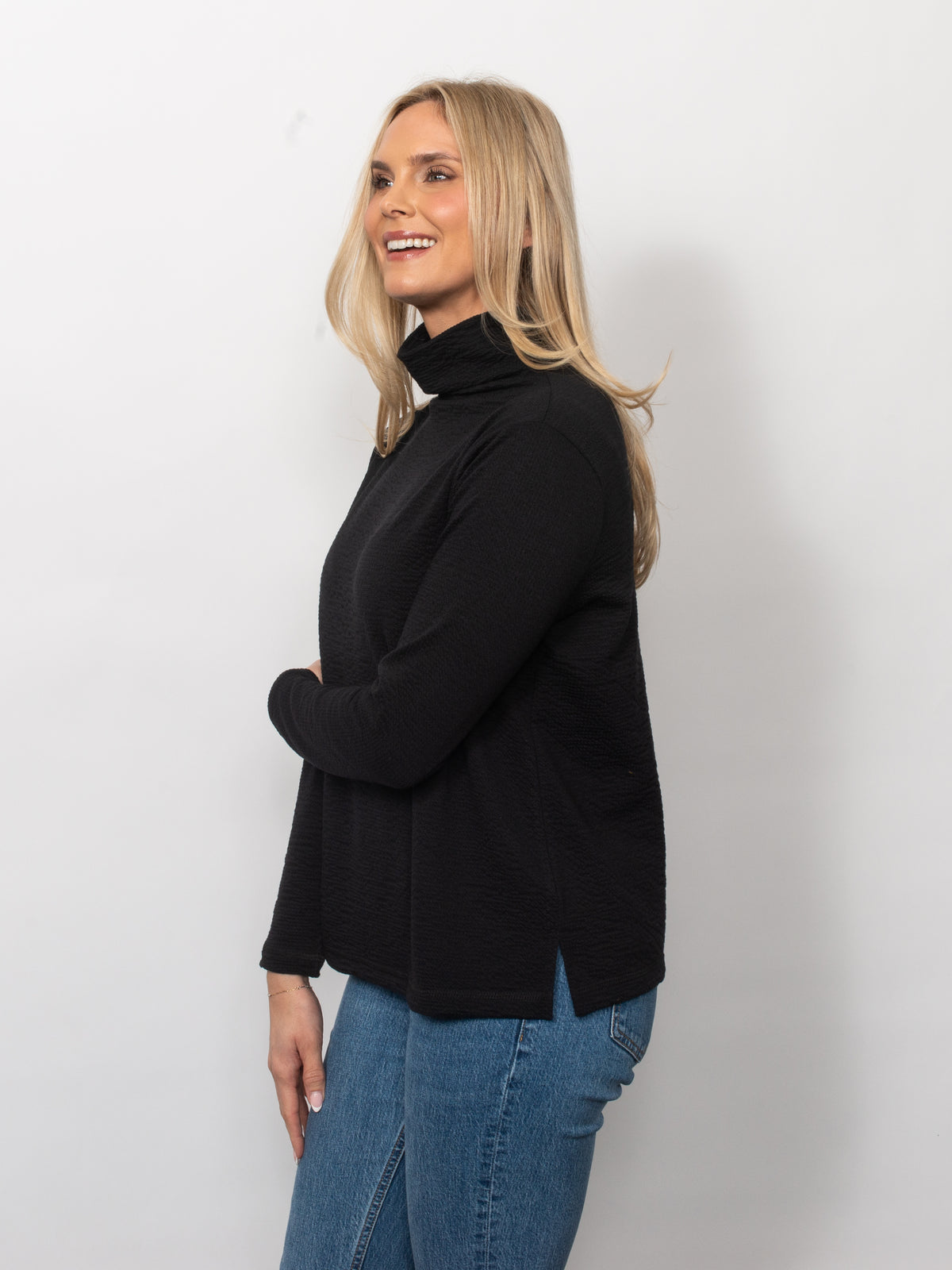 Seersucker Funnel Neck
