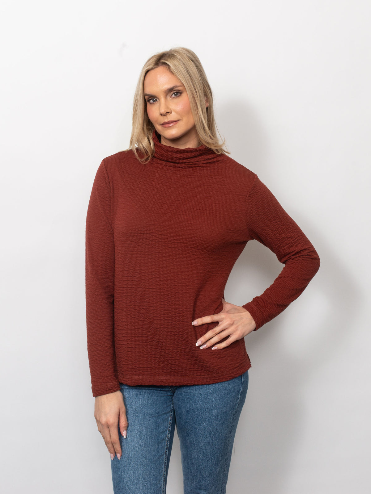 Seersucker Funnel Neck