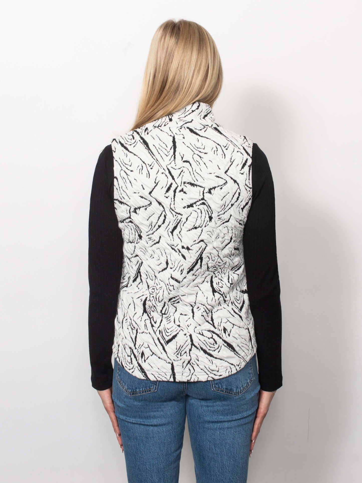 Blister Knit Zip Vest
