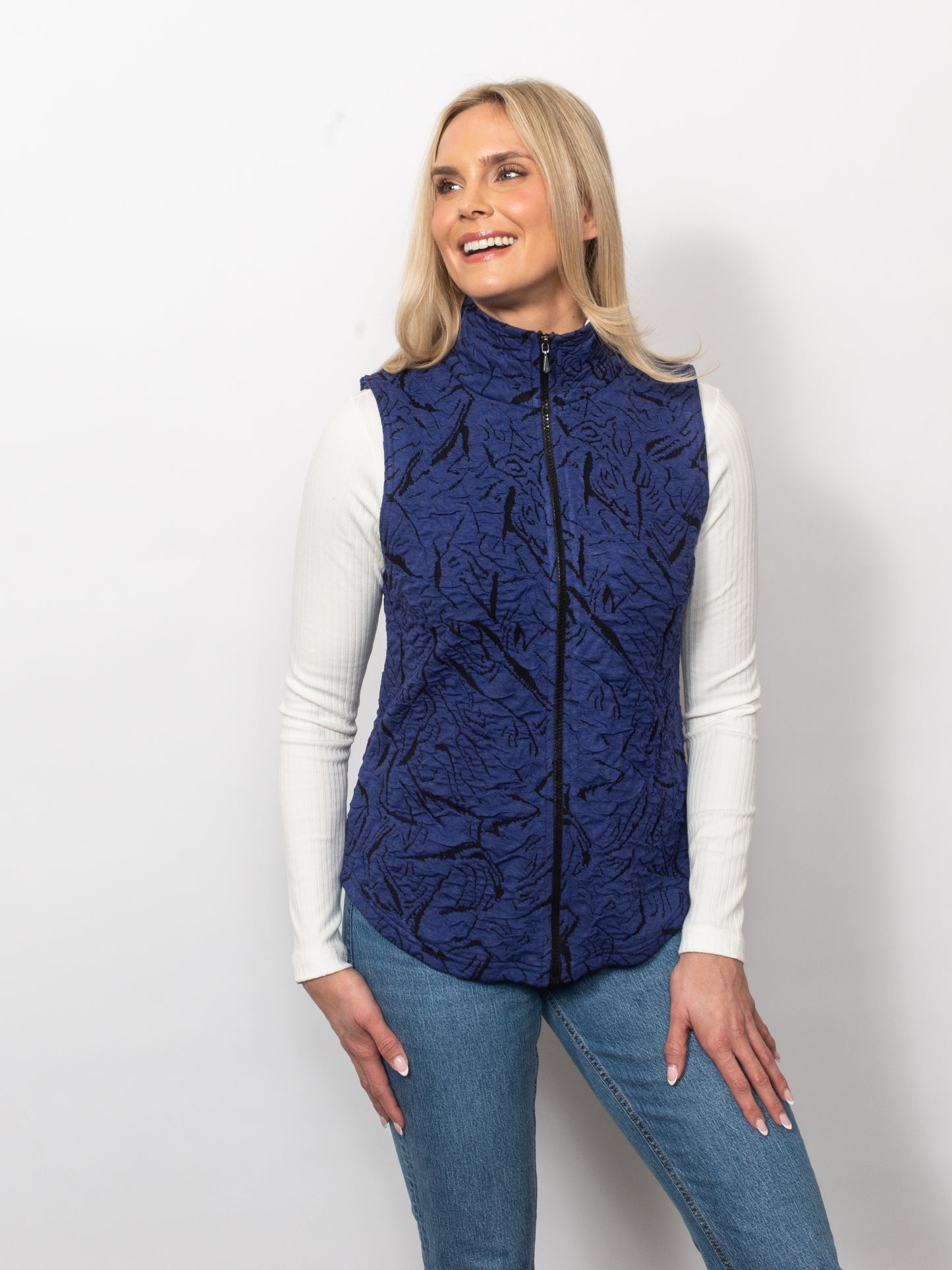 Blister Knit Zip Vest
