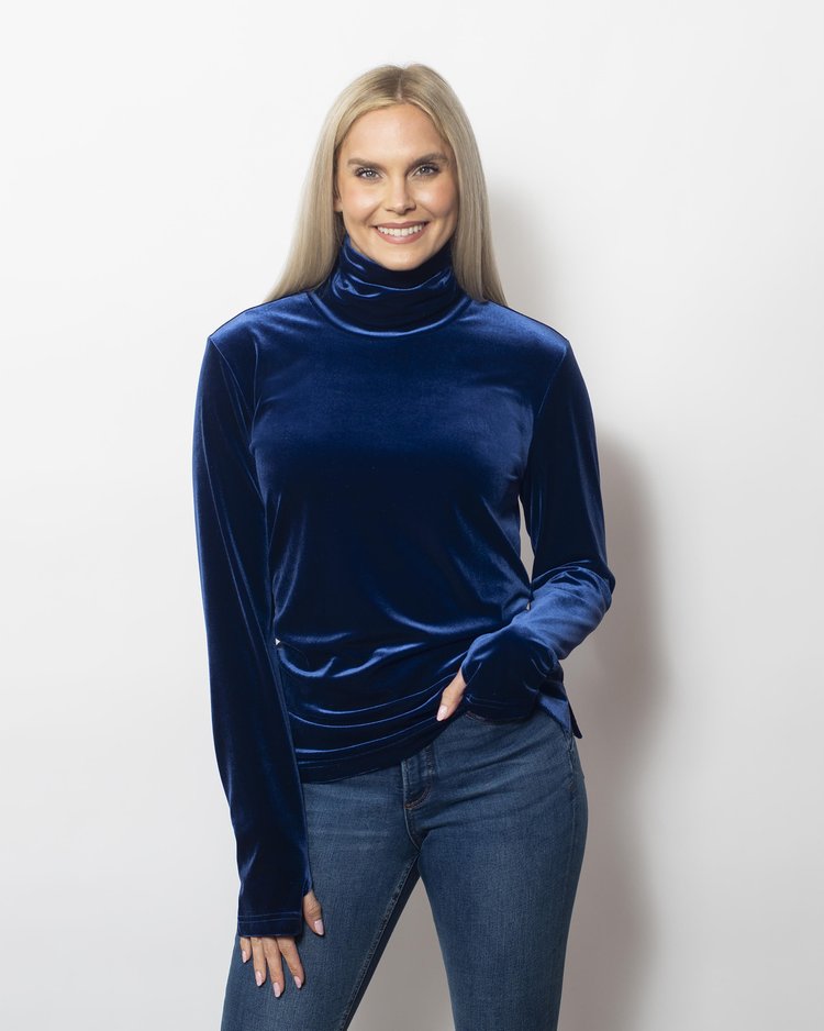 PlushTech Velvet Turtle Neck